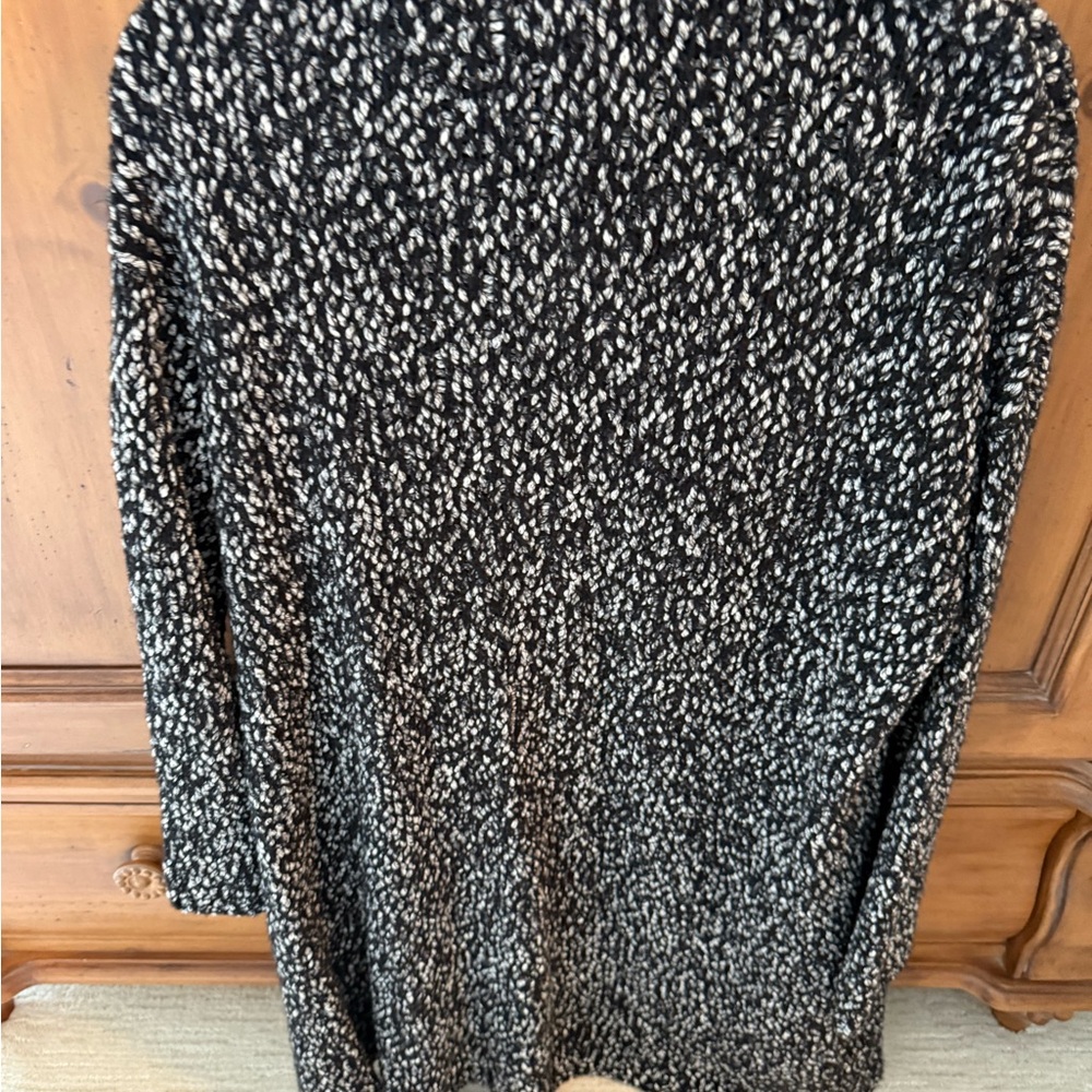 Vince Black and Cream Cardigan - Picture 3 of 3